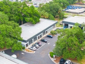 2815 E Henry Ave, Tampa, FL à louer Photo intérieure– Image 2 sur 2