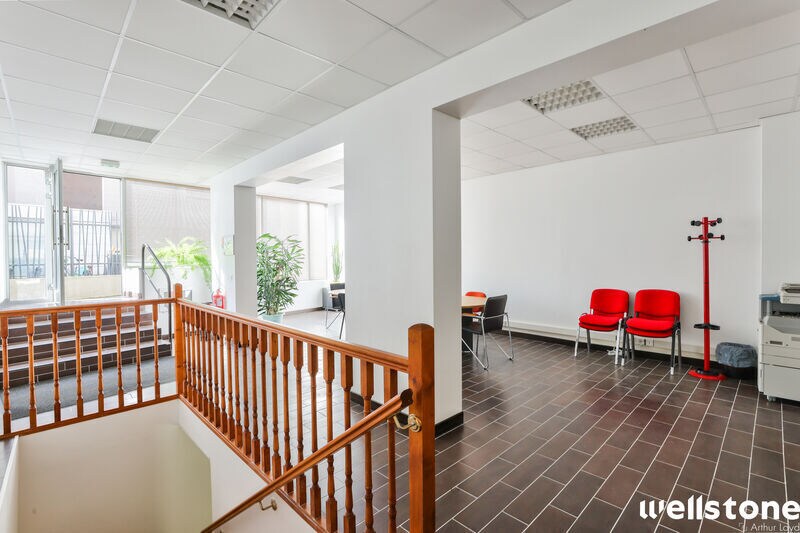 Bureau dans Paris à vendre - Photo de l’immeuble – Image 3 sur 13