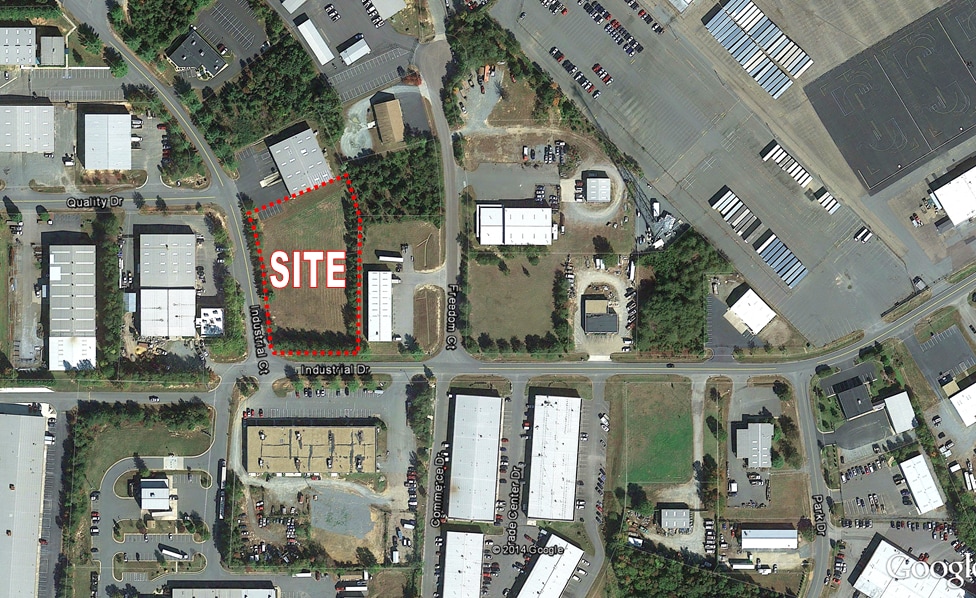 210 Industrial Ct, Fredericksburg, VA à louer Aérien– Image 1 sur 3