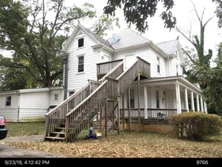 Plus de détails pour 1926 E Main St, Salem, VA - Logement à vendre