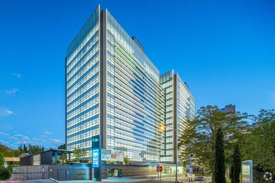 Calle de Serrano Galvache, 26, Madrid, Madrid à louer - Photo de l’immeuble – Image 1 sur 22