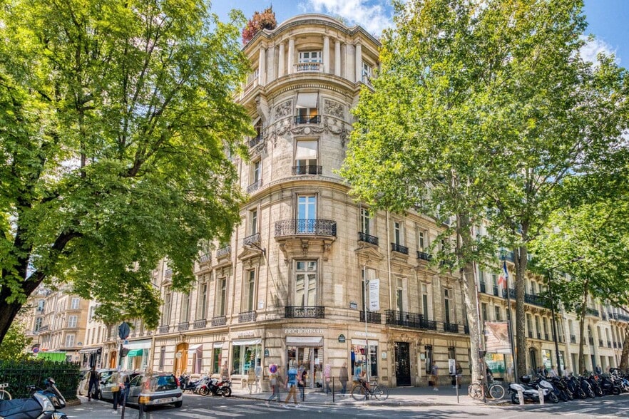 75 Boulevard Haussmann, Paris à louer - Photo de l’immeuble – Image 2 sur 77