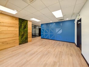 345 W Bearcat Dr, Salt Lake City, UT à louer Photo intérieure– Image 1 sur 12