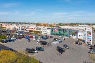 Plus de détails pour 6420-6560 W Fullerton Ave, Chicago, IL - Local commercial à louer