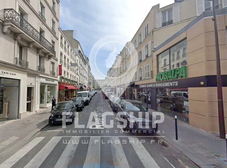 Local commercial dans Neuilly-Sur-Seine à louer - Photo de l’immeuble – Image 1 sur 2