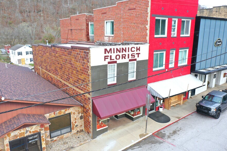 366 Main St, Grantsville, WV à vendre - Photo de l’immeuble – Image 2 sur 42
