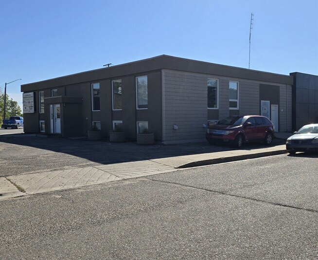 855 Arcola Av, Regina, SK à vendre - Photo de l’immeuble – Image 2 sur 7