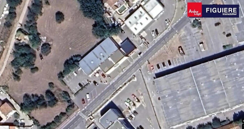 Local commercial dans Salon-de-Provence à vendre - Photo de l’immeuble – Image 3 sur 16