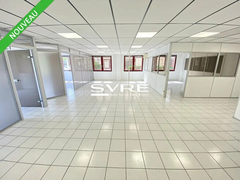 Bureau dans Aubagne à louer - Photo intérieure – Image 2 sur 13