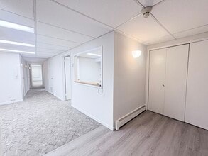 111 E 35th St, New York, NY à louer Photo intérieure– Image 2 sur 17