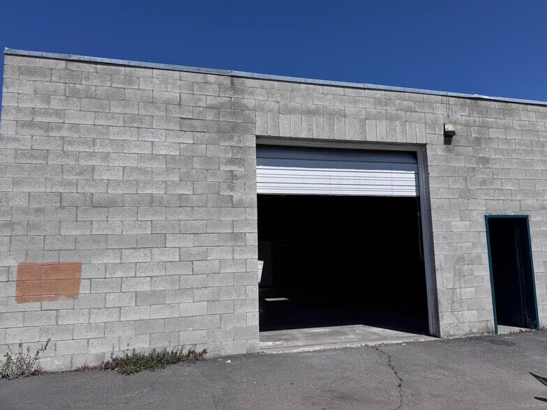 524 Market St, Klamath Falls, OR à louer - Photo de l’immeuble – Image 3 sur 8
