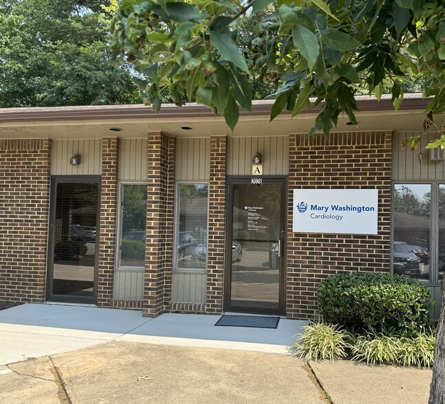2028 Opitz Blvd, Woodbridge, VA à louer - Photo de l’immeuble – Image 1 sur 6
