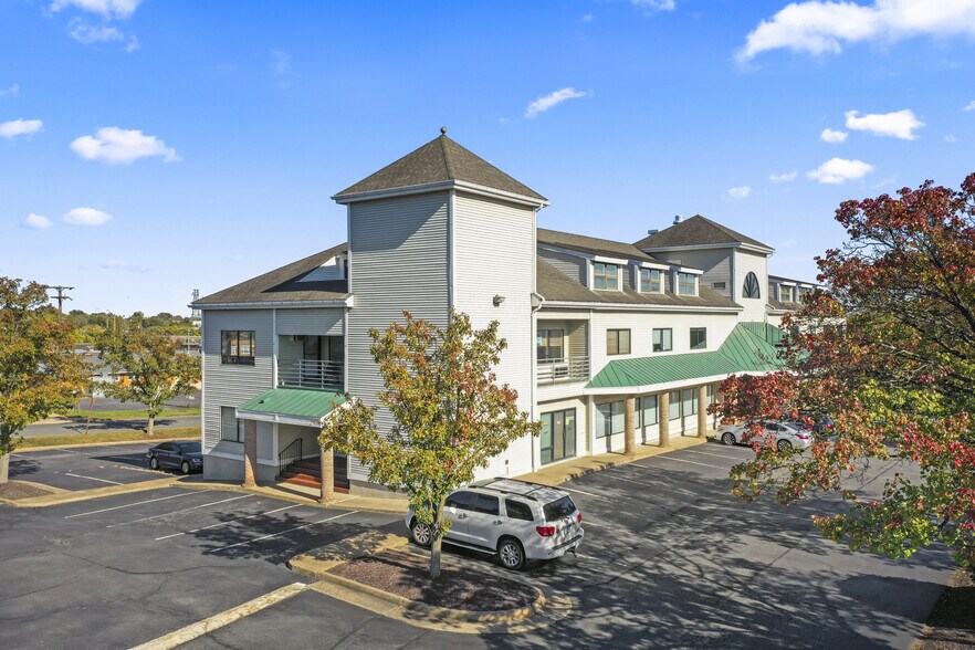 602 S King St, Leesburg, VA à vendre - Photo de l’immeuble – Image 2 sur 69