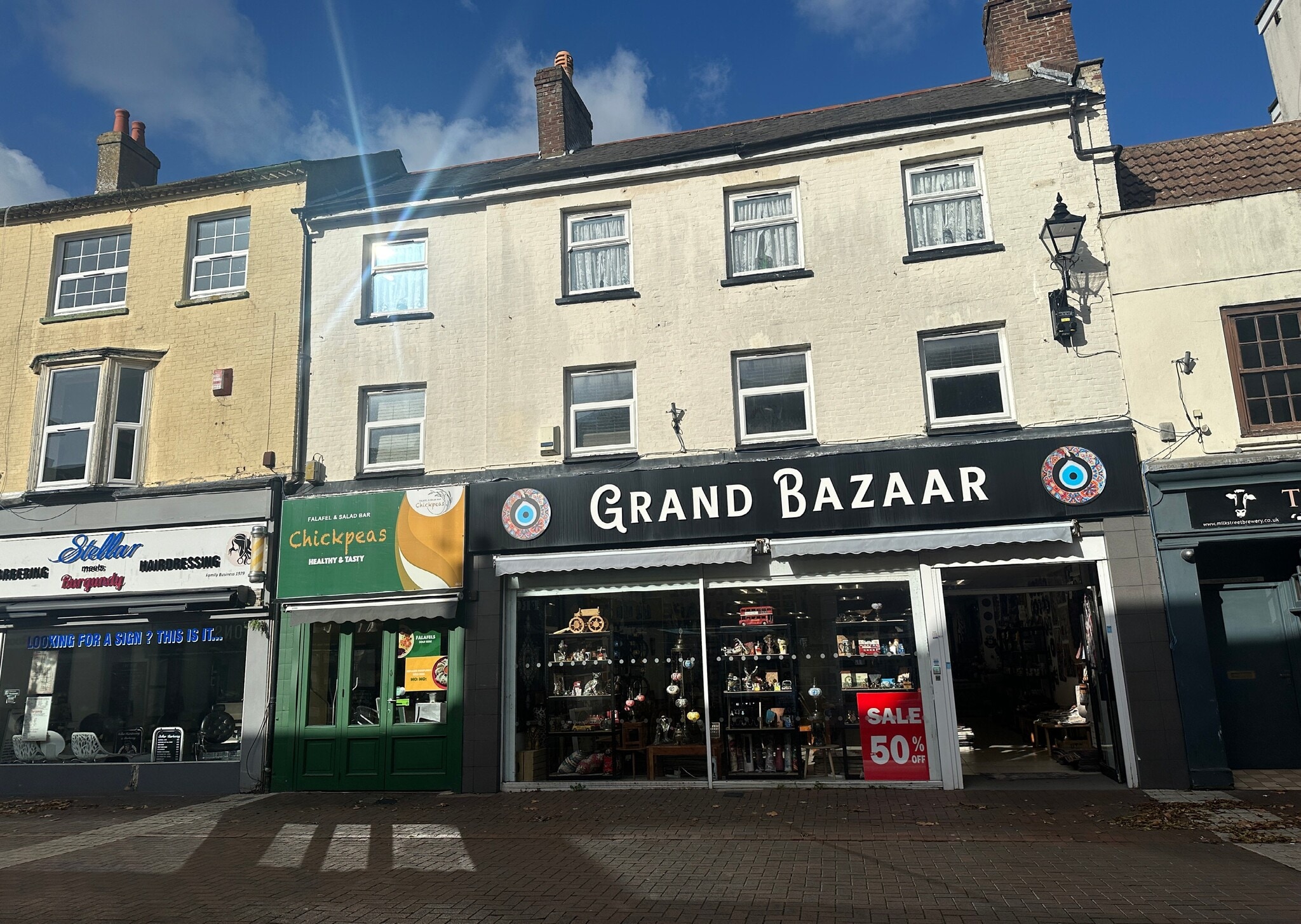 66-66A High St, Poole à louer Photo de l’immeuble– Image 1 sur 6