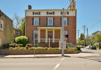Plus de détails pour 300 S High St, West Chester, PA - Bureau à vendre