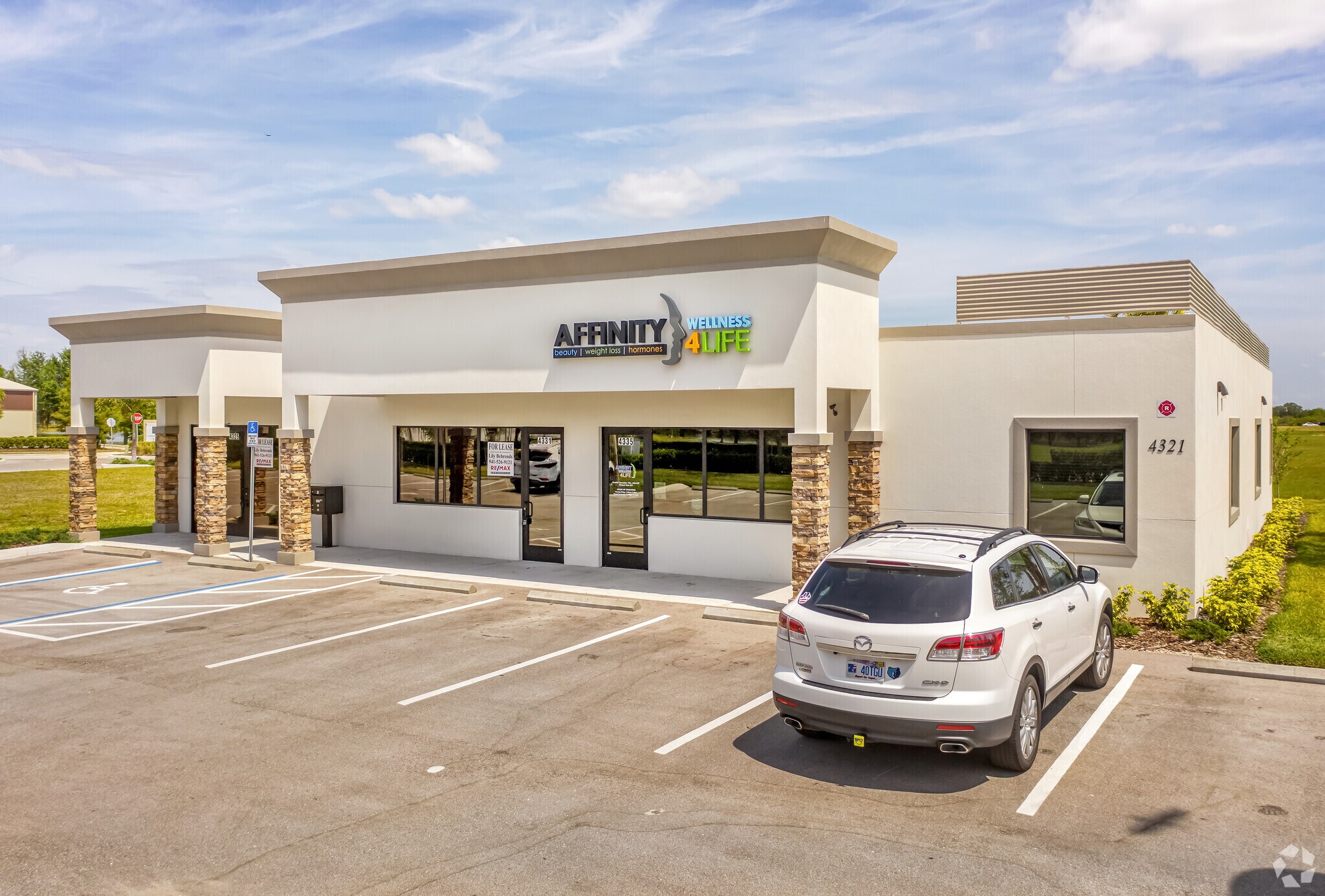 4321-4331 Solutions Ln, Lakewood Ranch, FL à louer Photo principale– Image 1 sur 7