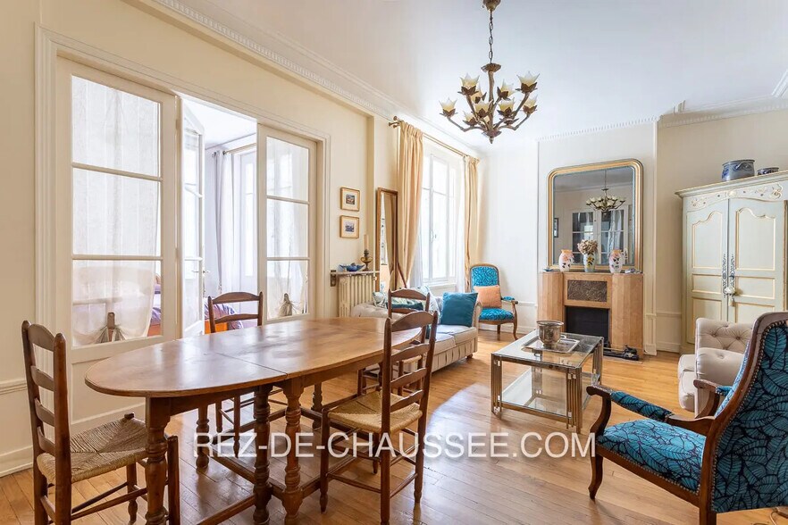 Bureau dans Paris à vendre - Photo de l’immeuble – Image 1 sur 10