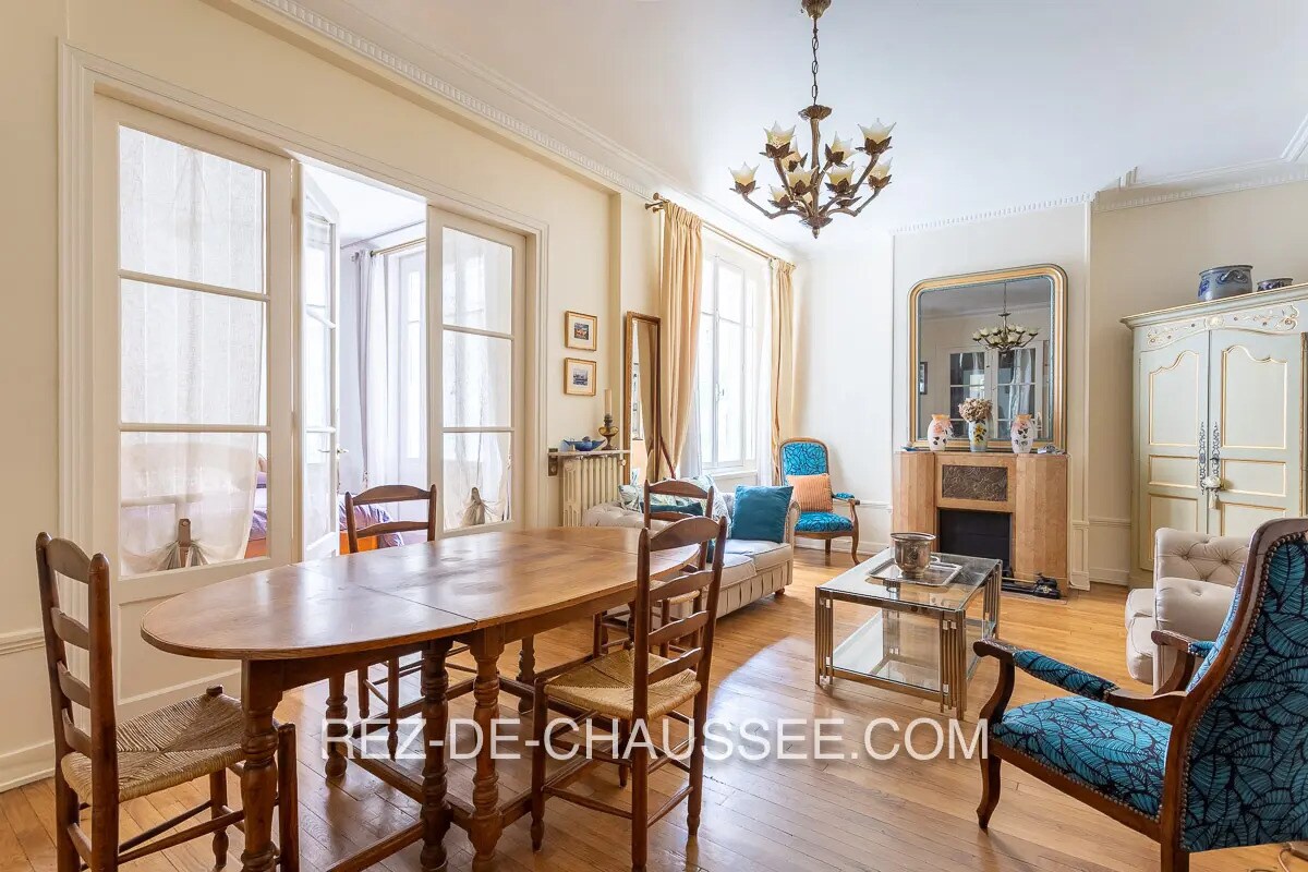 Bureau dans Paris à vendre Photo de l’immeuble– Image 1 sur 11