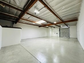 2700 S Main St, Santa Ana, CA à louer Photo intérieure– Image 2 sur 13