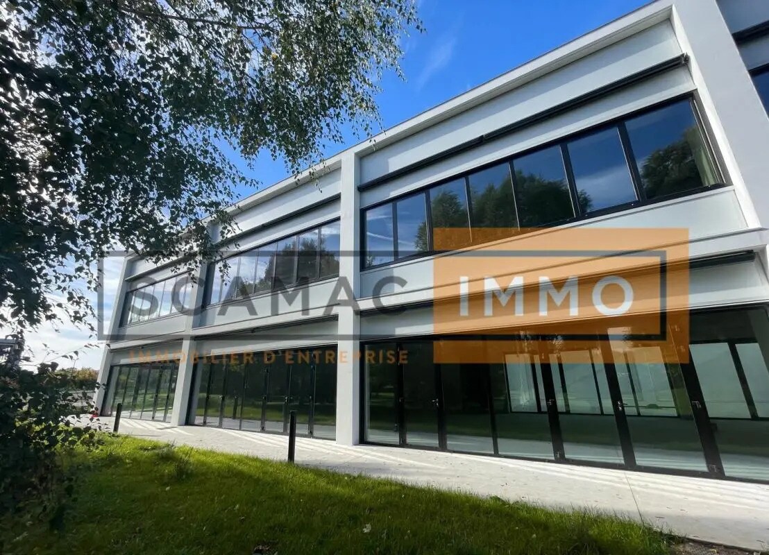 Local commercial dans Collégien à louer Photo de l’immeuble– Image 1 sur 10