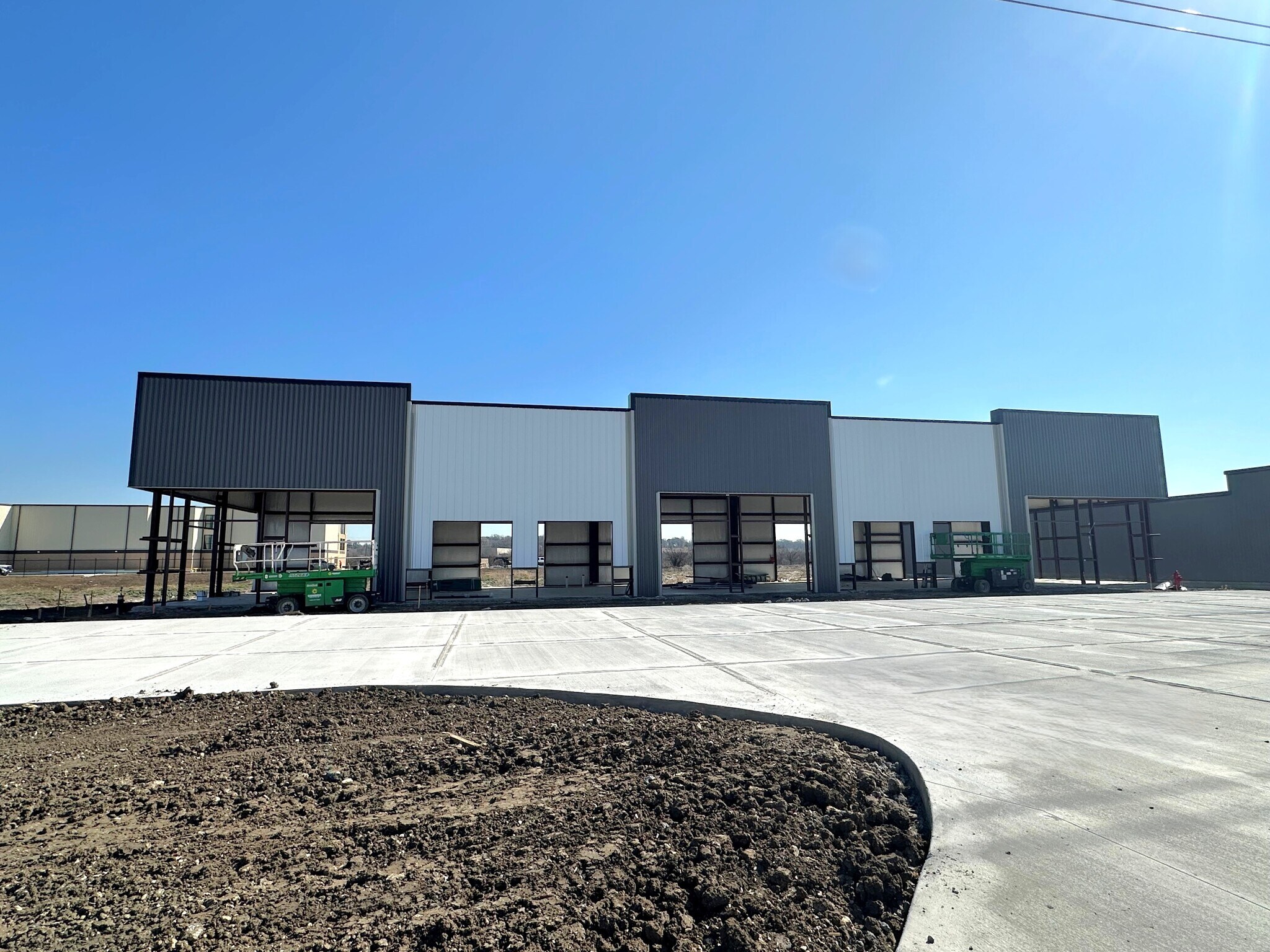 1303 Old Justin Rd, Argyle, TX à louer Photo principale– Image 1 sur 11