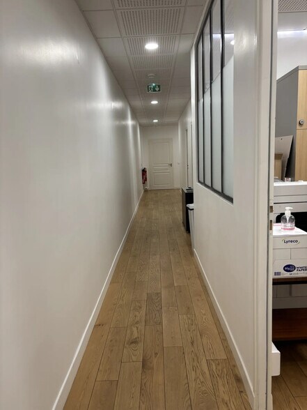 9 Rue Buffault, Paris à louer - Photo intérieure – Image 1 sur 9