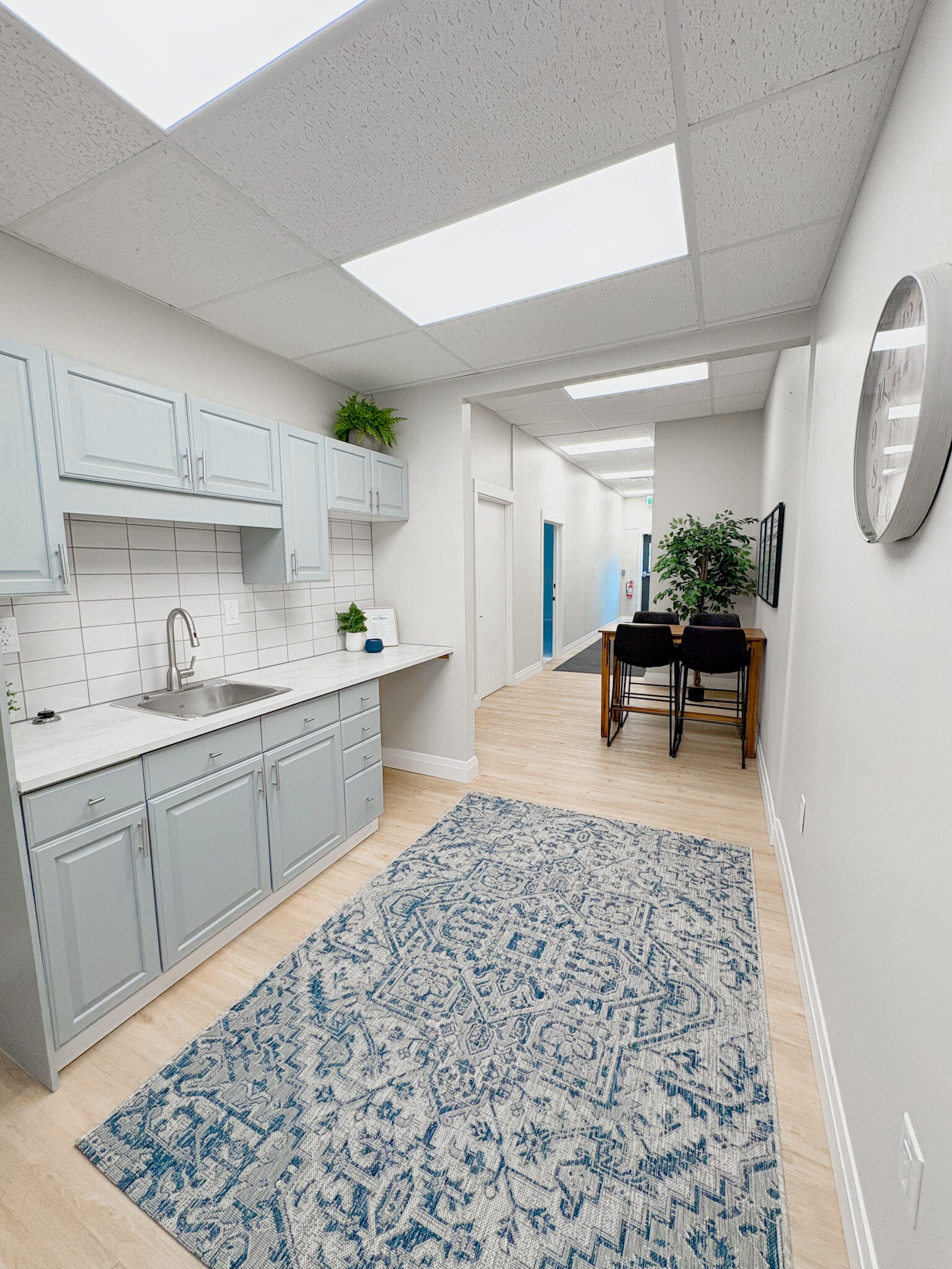 340-390 Saskatoon St, London, ON à louer Photo intérieure– Image 1 sur 5