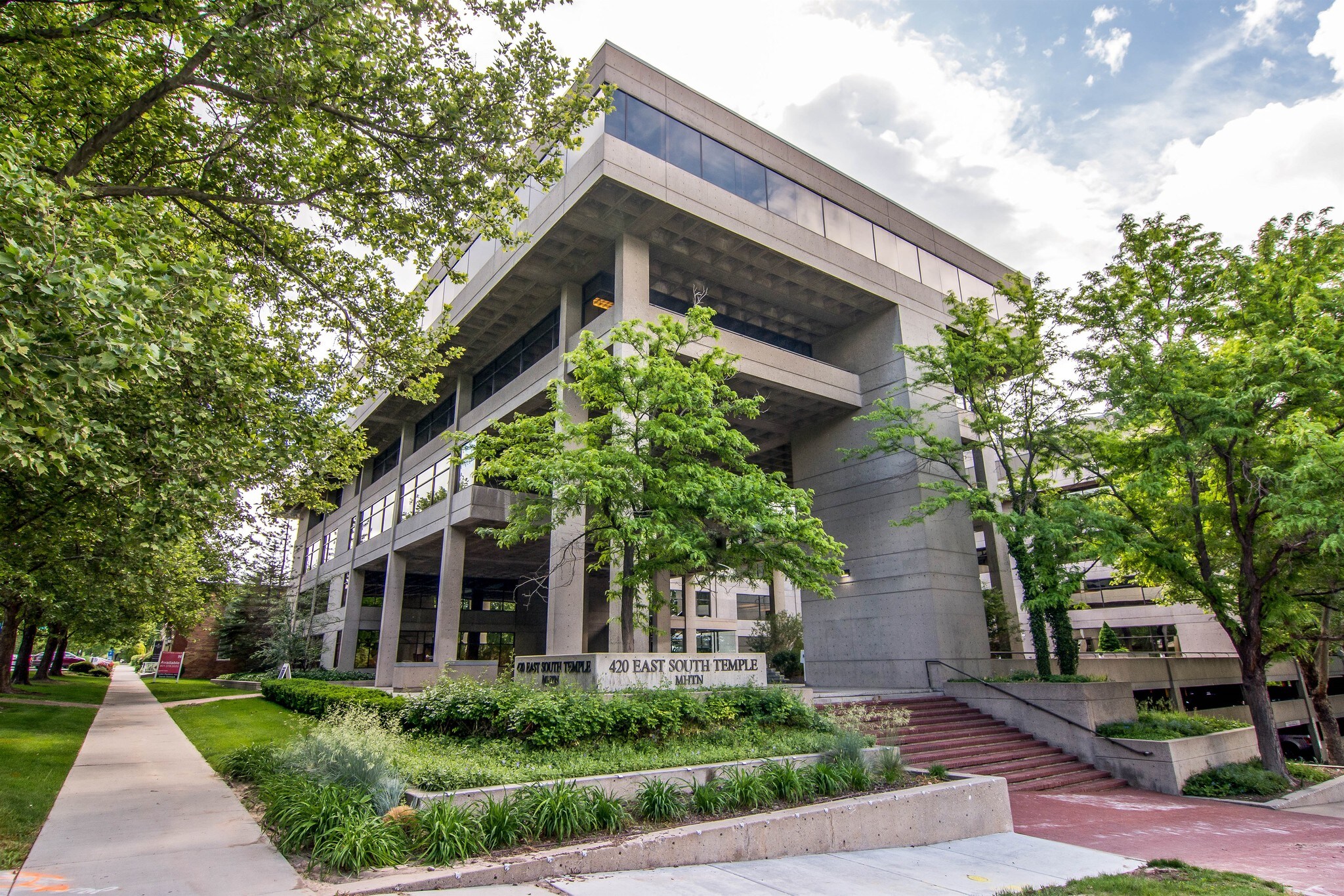 420 E South Temple, Salt Lake City, UT à louer Photo principale– Image 1 sur 8