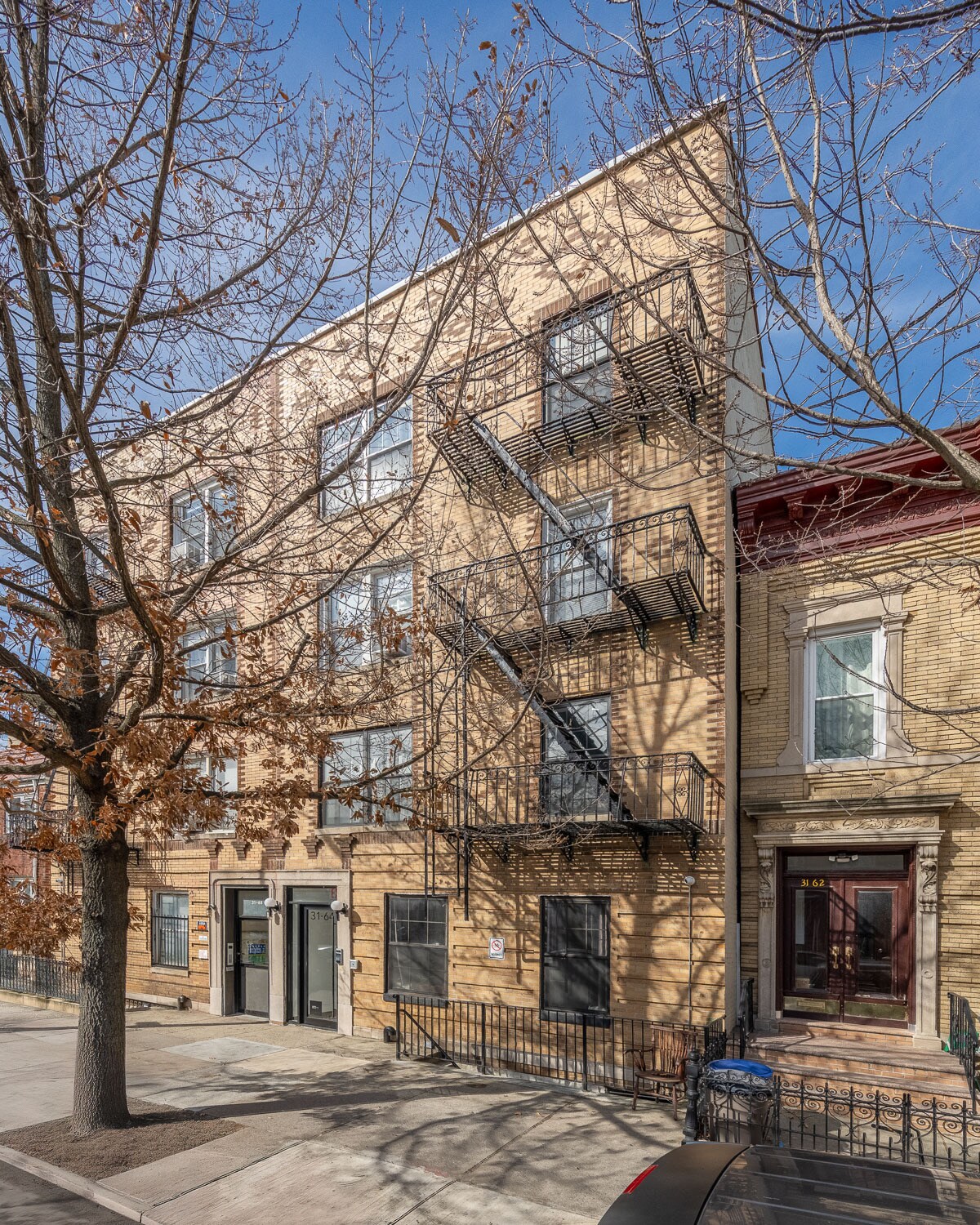 31-64 41st St, Long Island City, NY à vendre Photo principale– Image 1 sur 20