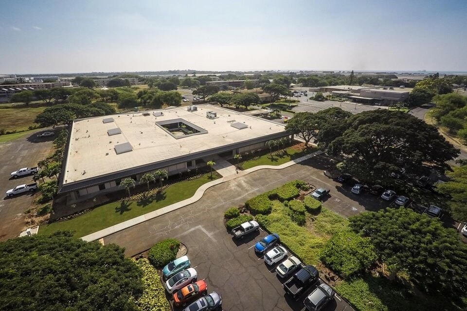 91-1010 Shangrila St, Kapolei, HI à louer Photo principale– Image 1 sur 12