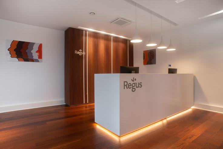 Bureau dans Cesson-Sévigné à louer - Hall d’entrée – Image 3 sur 5