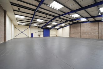 Roundthorn Industrial Estate, Ennis Close, Manchester à louer Photo intérieure– Image 2 sur 3
