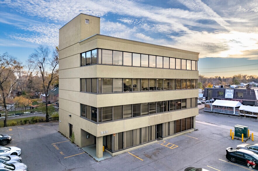 345 Wilson Ave, Toronto, ON à vendre - Photo de l’immeuble – Image 1 sur 35