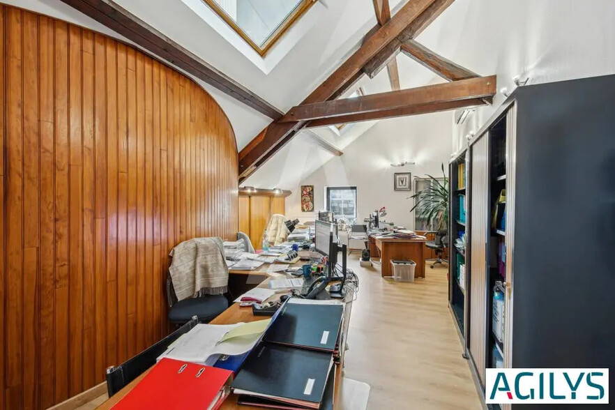 Bureau dans Les Ulis à louer - Photo intérieure – Image 3 sur 6