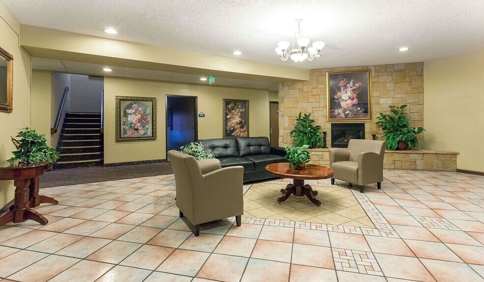1780 Aeroplaza Dr, Colorado Springs, CO à vendre - Photo de l’immeuble – Image 3 sur 19