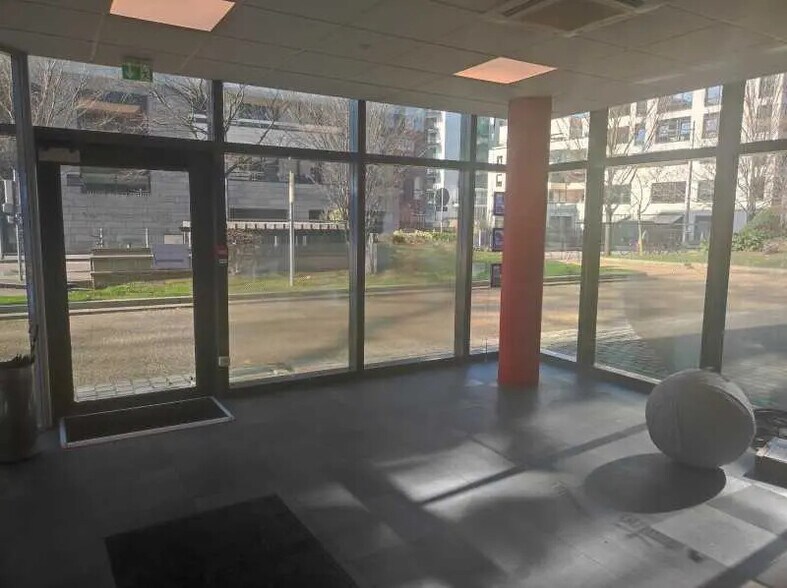 Bureau dans Rouen à louer - Photo de l’immeuble – Image 1 sur 4