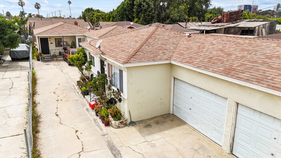 10605 Buford Ave, Inglewood, CA à vendre - Photo de l’immeuble – Image 3 sur 9