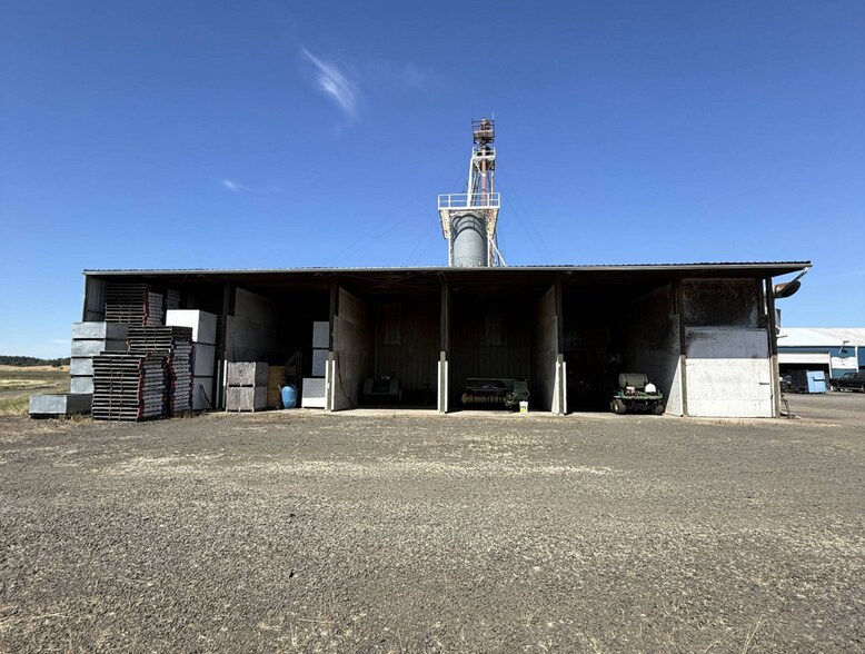 10755 Highway 22, Dallas, OR à vendre - Photo de l’immeuble – Image 3 sur 18