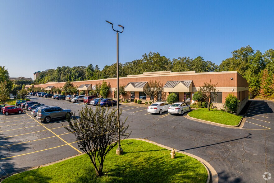 400 Hardin Rd, Little Rock, AR à vendre - Photo principale – Image 1 sur 8