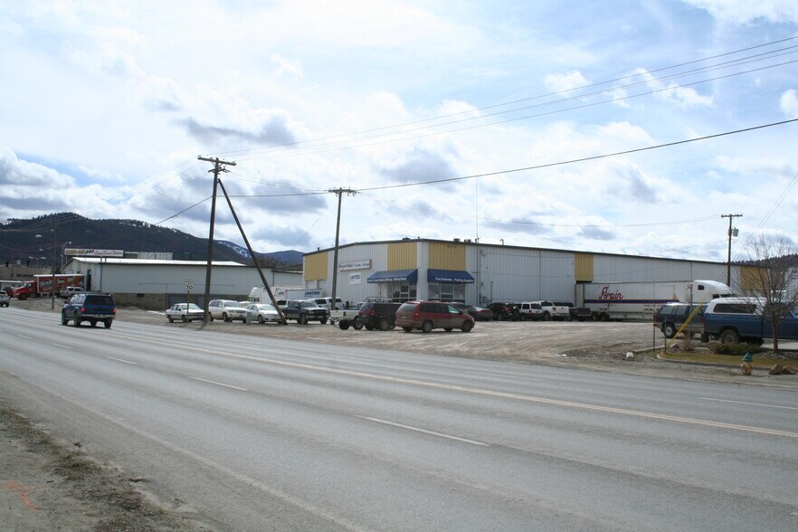 1414 N Montana Ave, Helena, MT à louer - Photo de l’immeuble – Image 2 sur 5
