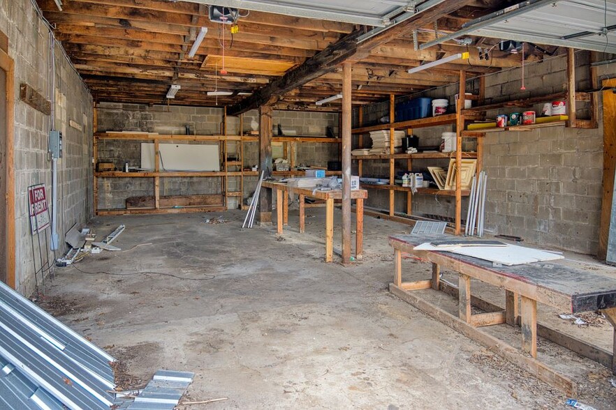4540 Emerson Ave, Parkersburg, WV à louer - Photo de l’immeuble – Image 2 sur 11