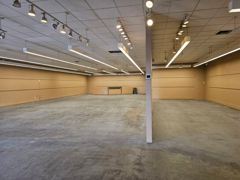 5095 Stockton Blvd, Sacramento, CA à louer - Photo de l’immeuble – Image 3 sur 11