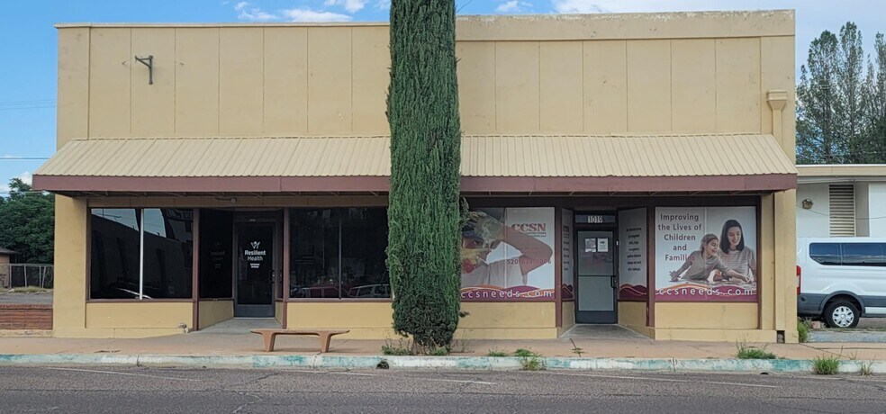 1019 N F Ave, Douglas, AZ à vendre - Photo de l’immeuble – Image 2 sur 2