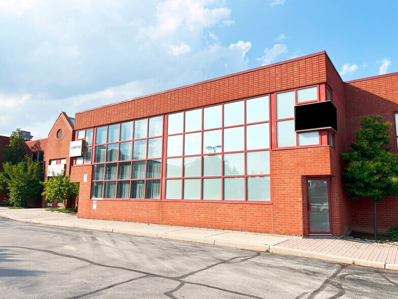 5100 S Service Rd, Burlington, ON à vendre - Photo de l’immeuble – Image 3 sur 32