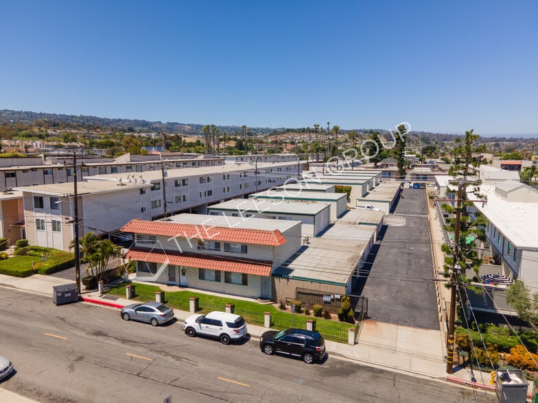 25907 Oak St, Lomita, CA à vendre - Photo de l’immeuble – Image 1 sur 16