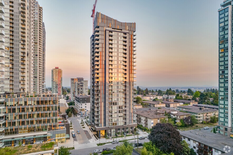 6378 Silver Ave, Burnaby, BC à vendre - Photo de l’immeuble – Image 1 sur 69