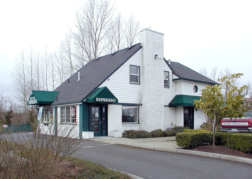 3806 9th St SW, Puyallup, WA à louer - Photo de l’immeuble – Image 3 sur 15