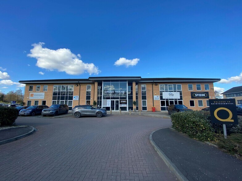 1 Kilmartin Pl, Uddingston à louer - Photo de l’immeuble – Image 2 sur 2