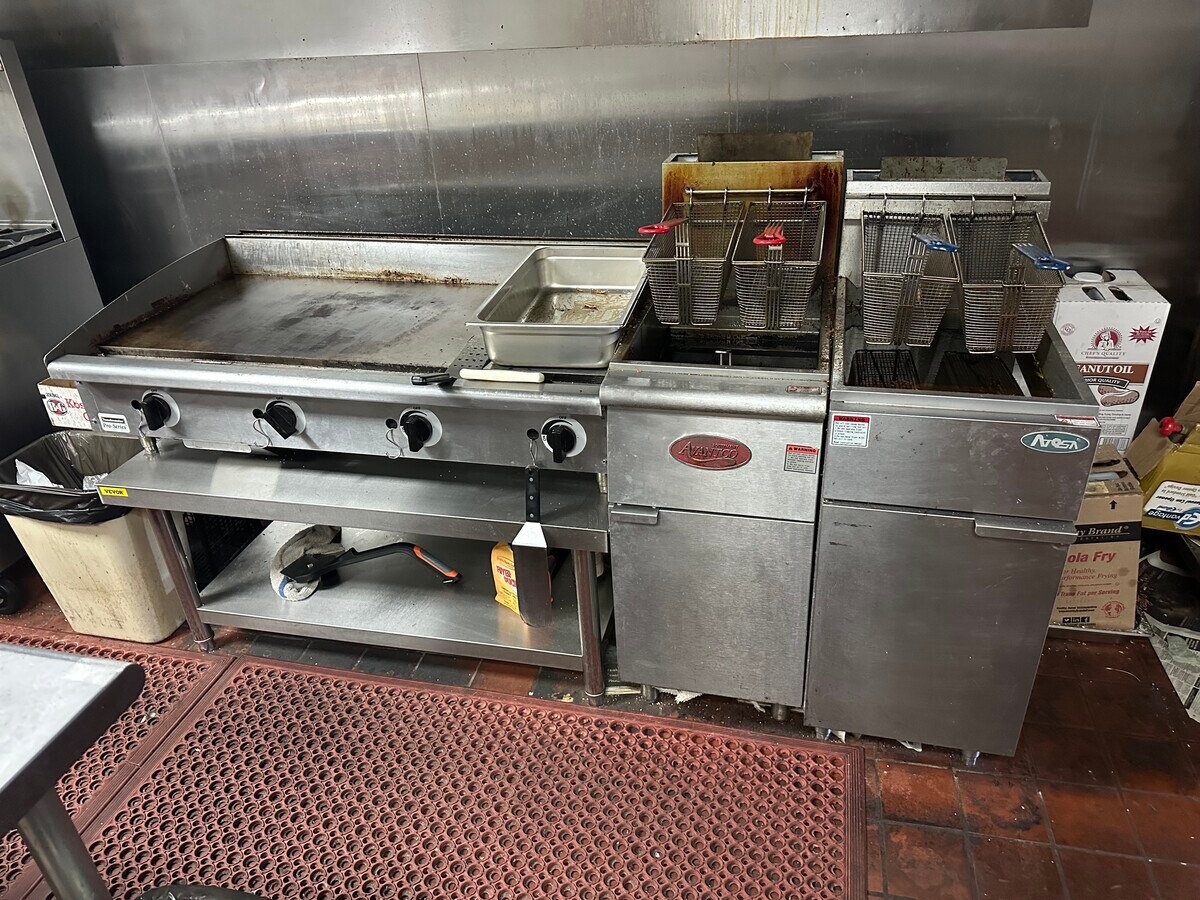 930-980 Radio Rd, Little Egg Harbor Township, NJ 08087 - Lot 936 -  - Photo intérieure - Image 1 of 18