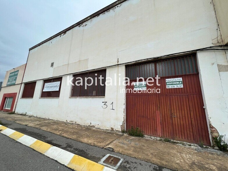 Industriel/Logistique dans Ontinyent, Valencia à vendre - Photo de l’immeuble – Image 1 sur 2